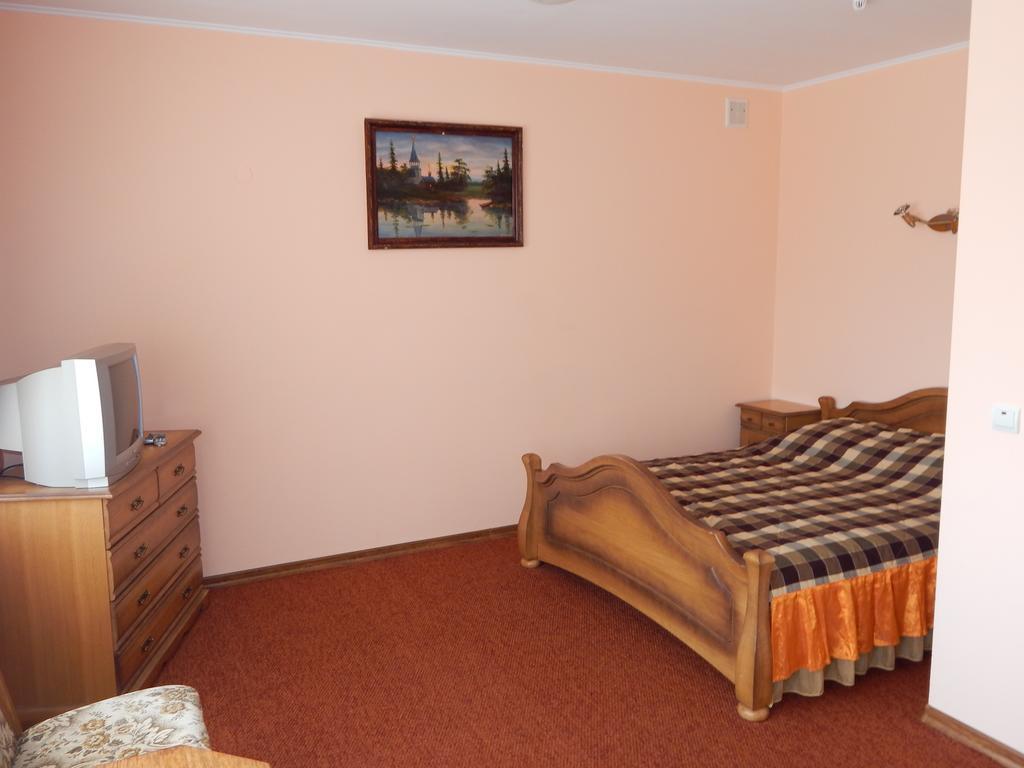 Marko Hotel Truskavets Room photo