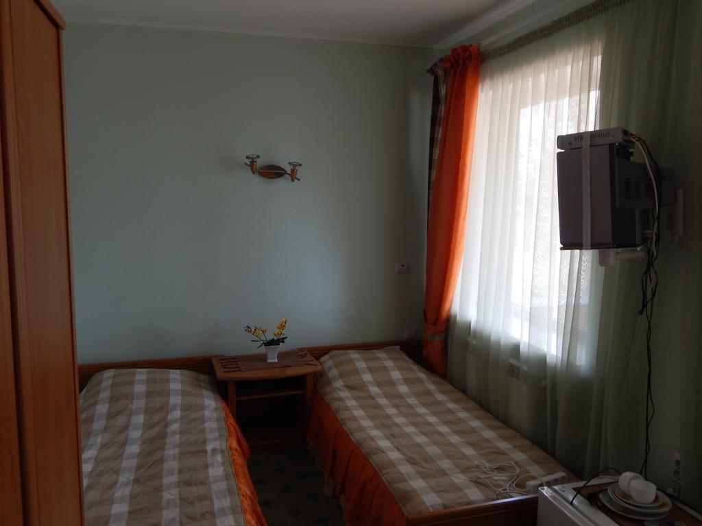 Marko Hotel Truskavets Room photo